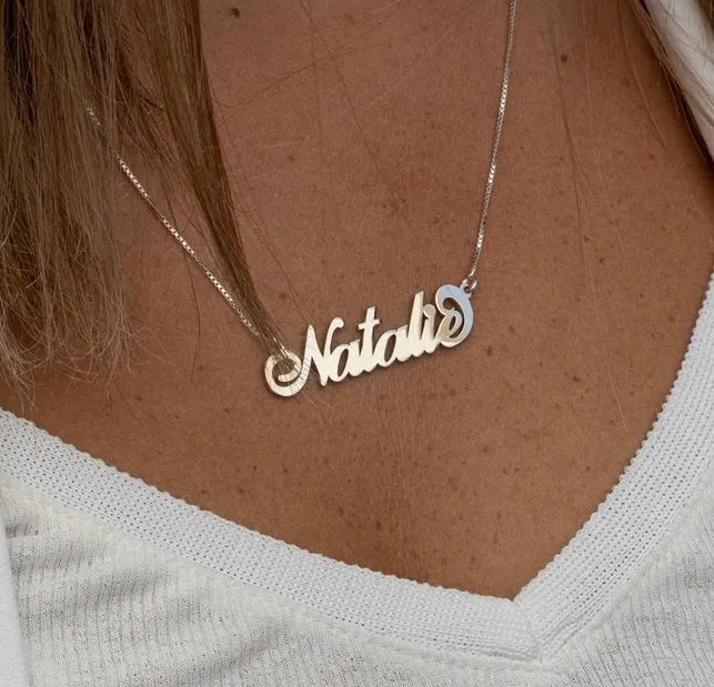14K Gold or White Gold Personalised Name Carrie Necklace