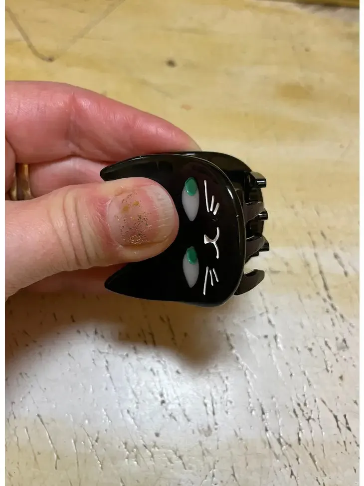 Black Cat Claw
