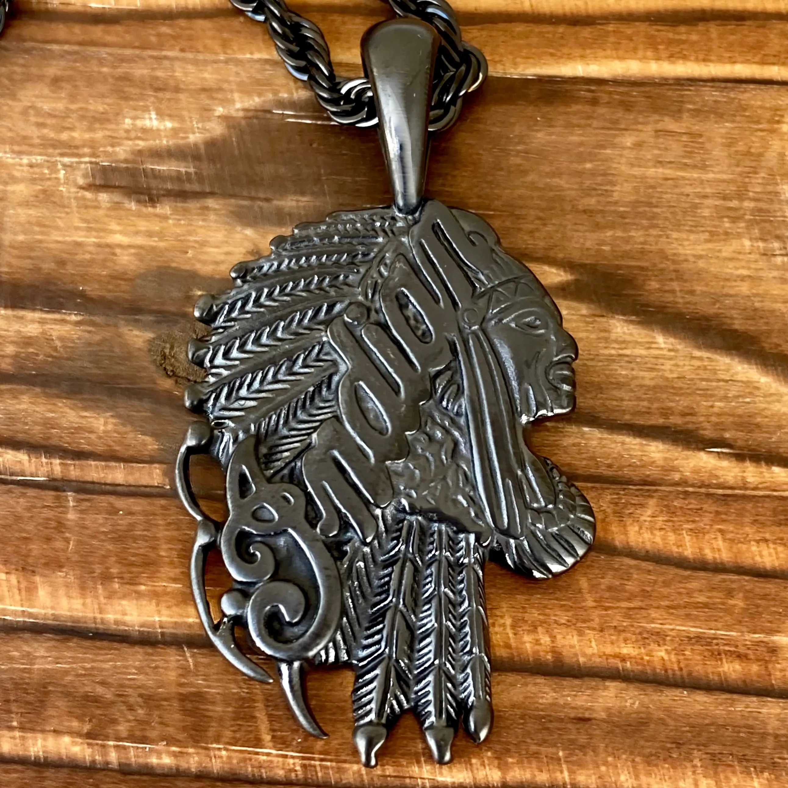Indian Pendant Small - Black - Necklace (843)