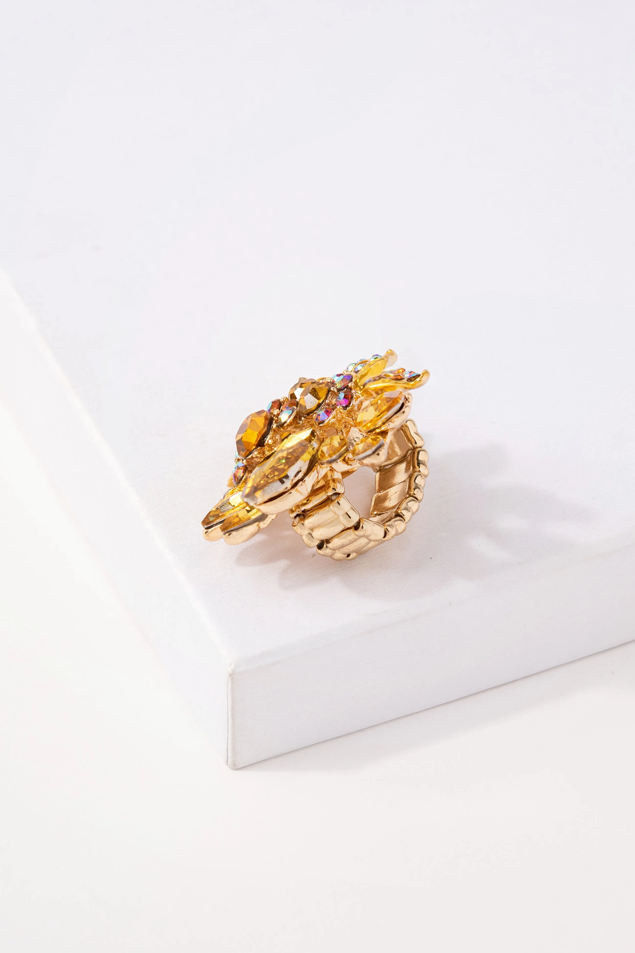 Willa Floral Rhinestone Ring