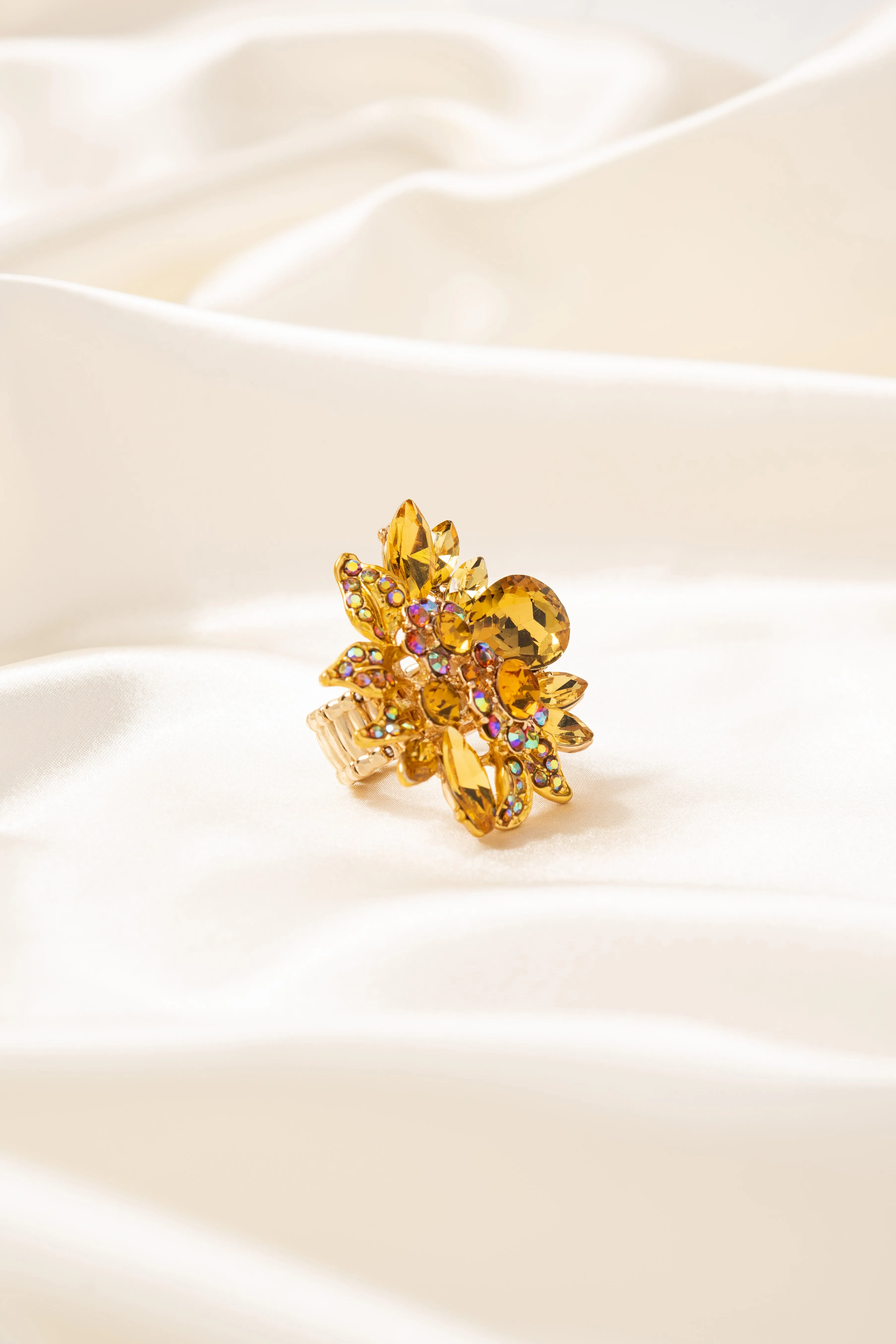 Willa Floral Rhinestone Ring