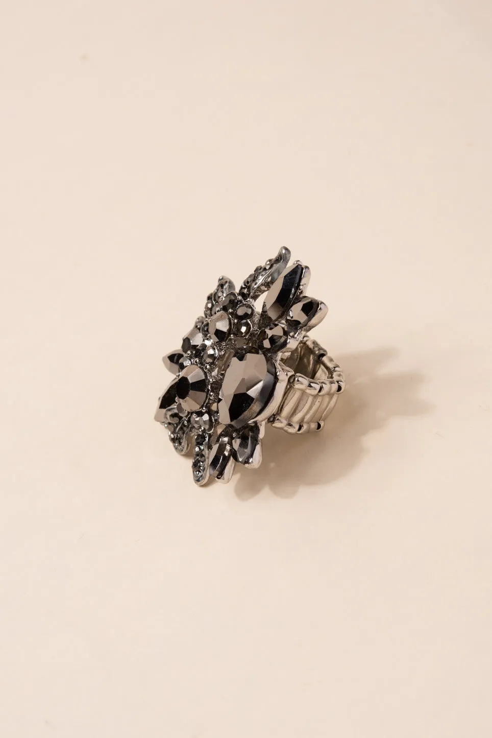 Willa Floral Rhinestone Ring