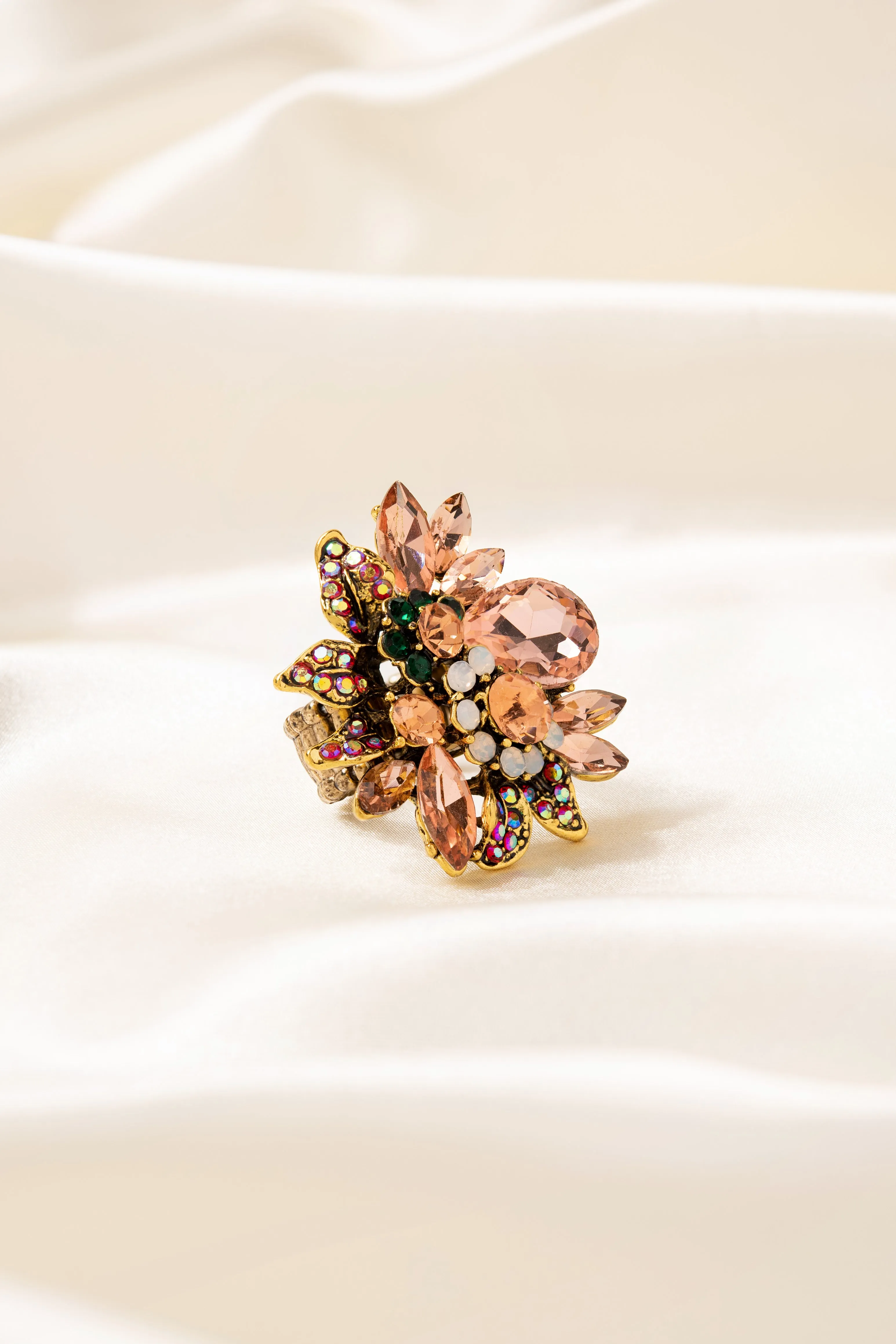 Willa Floral Rhinestone Ring
